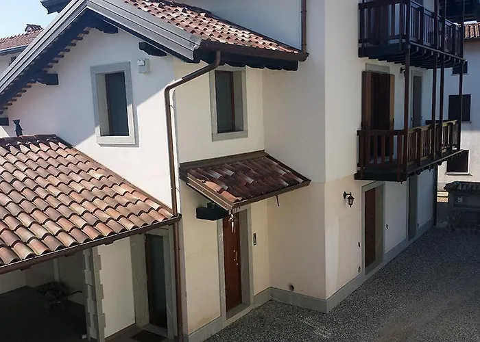 Cort Di Branc Κατάλυμα σε φάρμα Povoletto